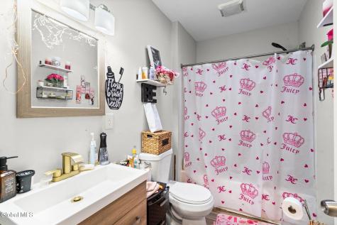 421 4th Street Troy NY 12180