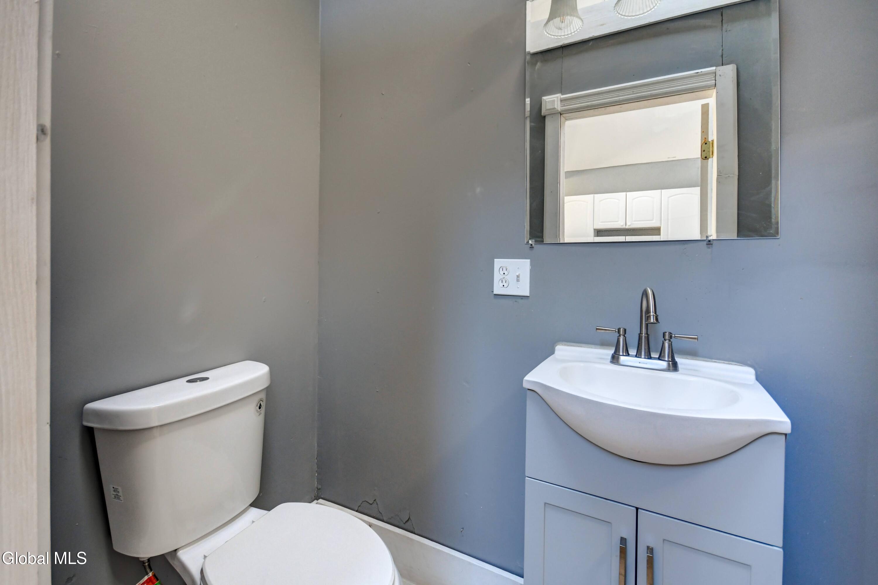 39 Cayadutta Street Johnstown NY 12095