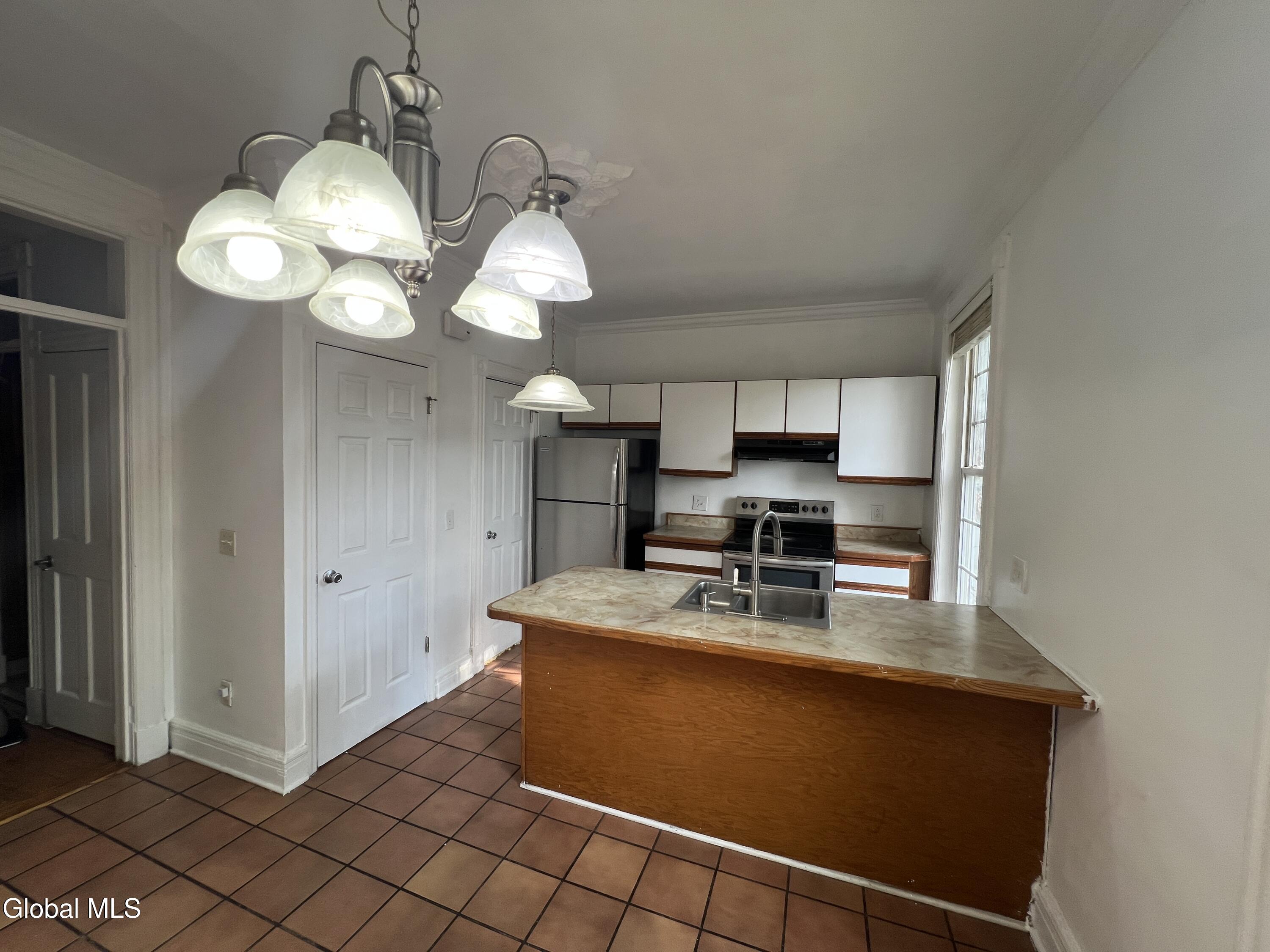 432 Clinton Avenue Albany NY 12206