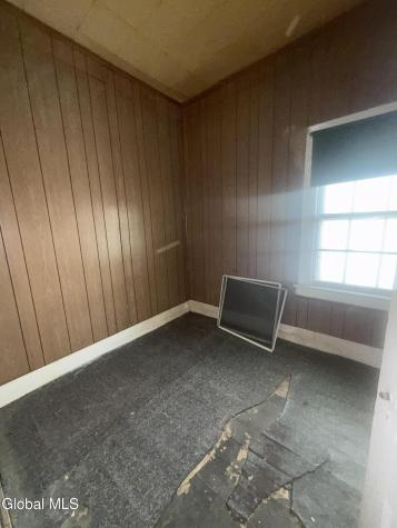 40 8th Street Waterford NY 12188