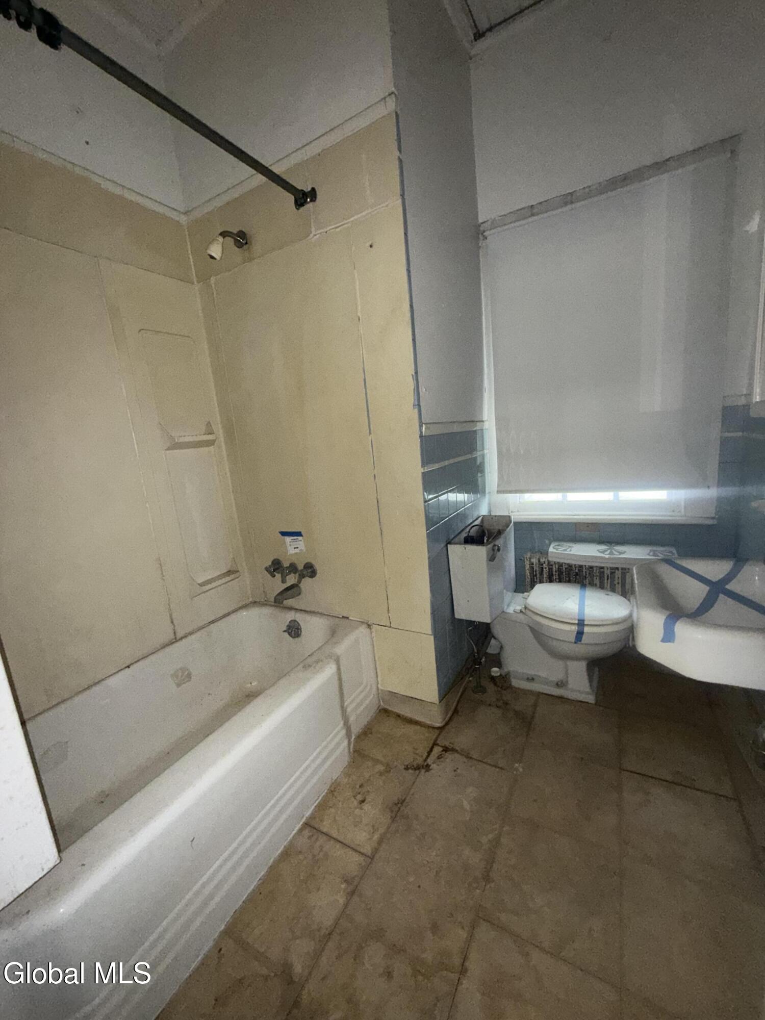 40 8th Street Waterford NY 12188