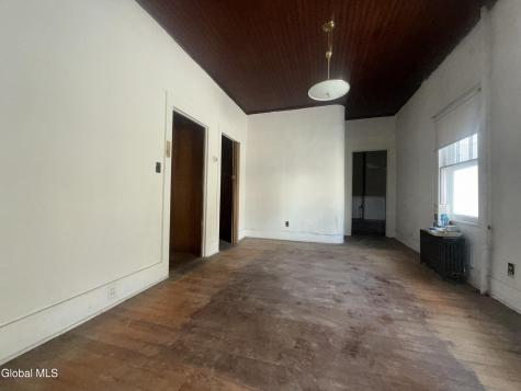 40 8th Street Waterford NY 12188