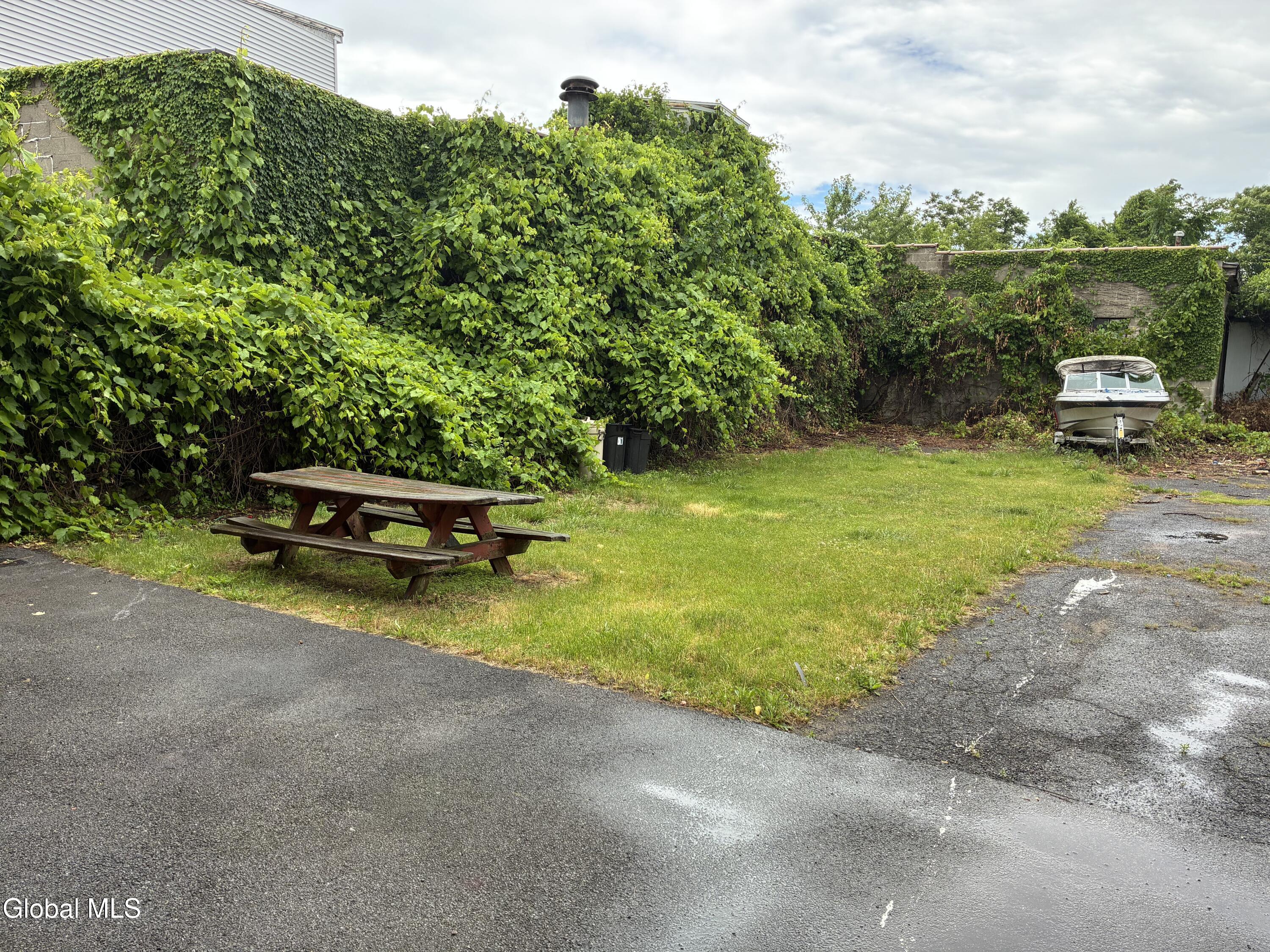 987 Main Avenue Schenectady NY 12303