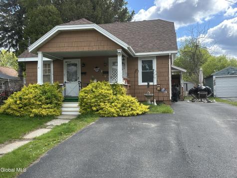 8 Maple Avenue Gloversville NY 12078