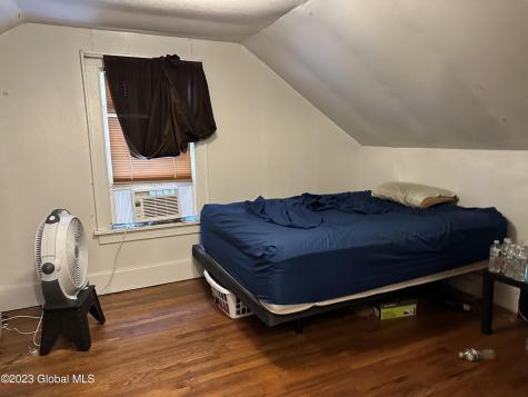 8 Maple Avenue Gloversville NY 12078