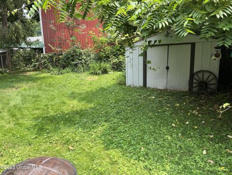 8 Maple Avenue Gloversville NY 12078