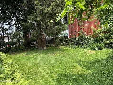 8 Maple Avenue Gloversville NY 12078