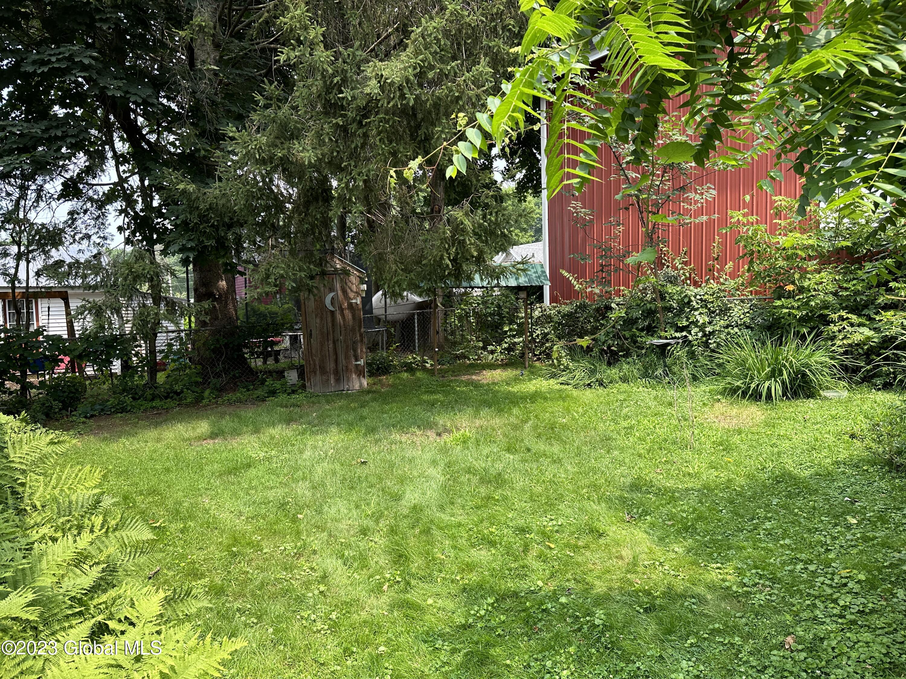 8 Maple Avenue Gloversville NY 12078