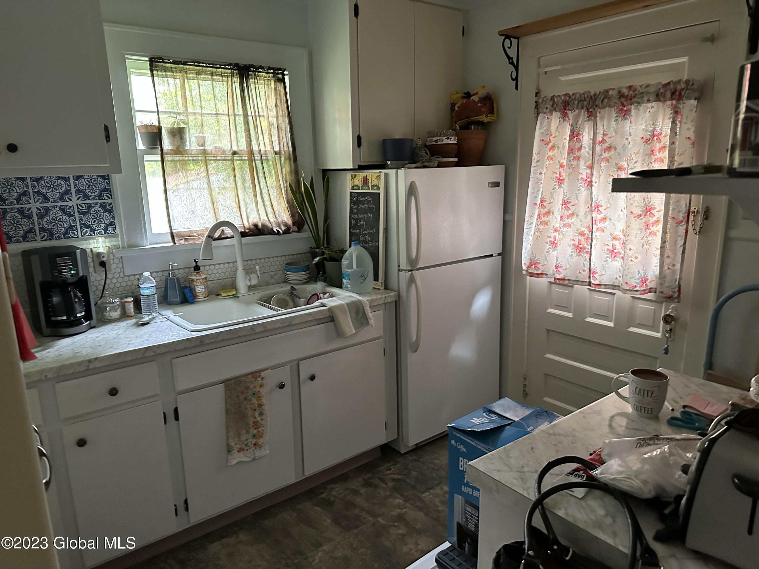 8 Maple Avenue Gloversville NY 12078