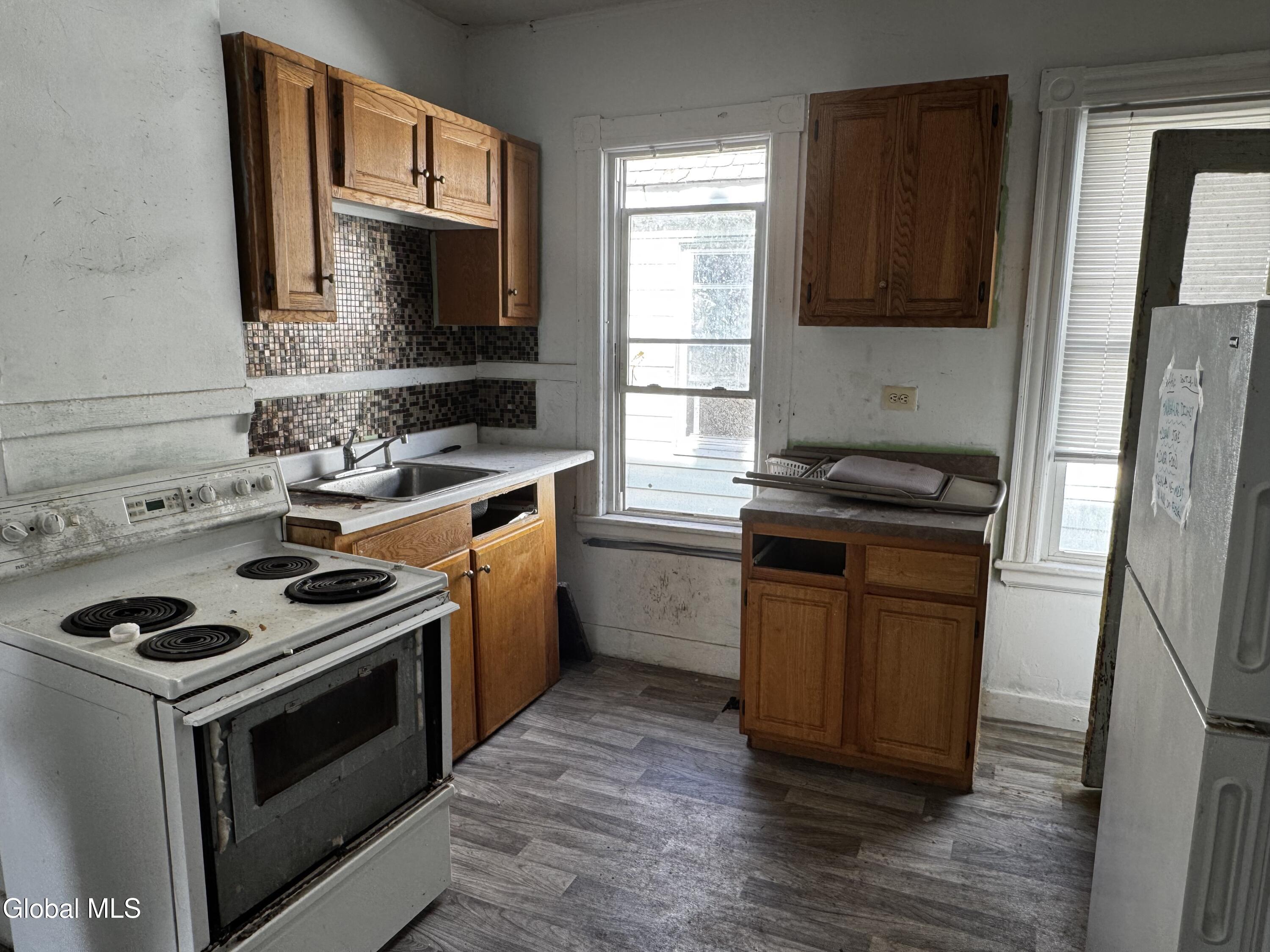 533 Mumford Street Schenectady NY 12307