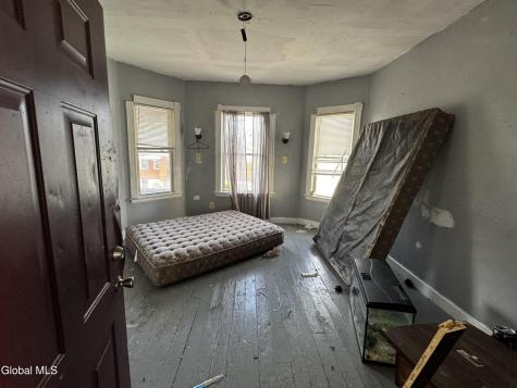 533 Mumford Street Schenectady NY 12307