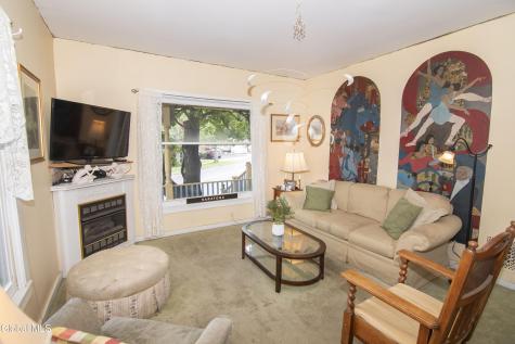 17 Van Dam Street Saratoga Springs NY 12866