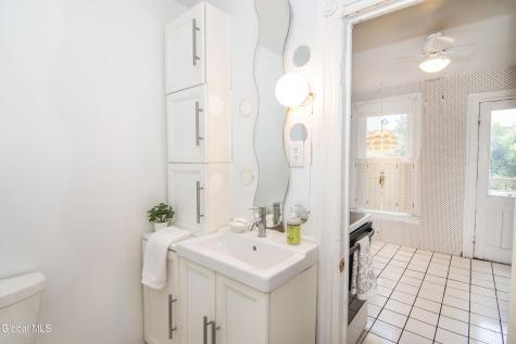 17 Van Dam Street Saratoga Springs NY 12866
