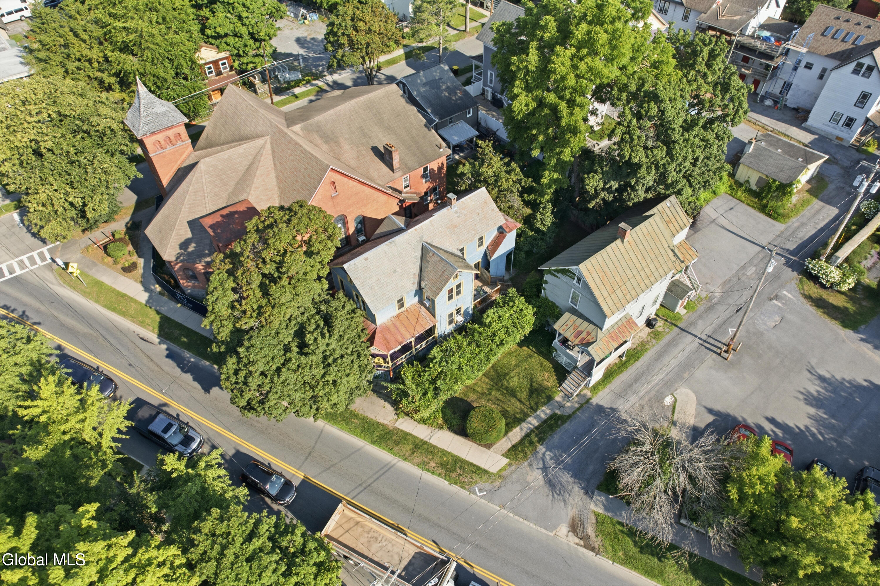 17 Van Dam Street Saratoga Springs NY 12866