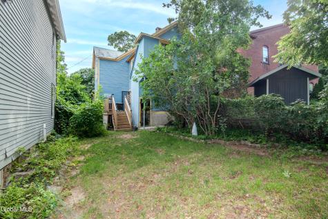 17 Van Dam Street Saratoga Springs NY 12866