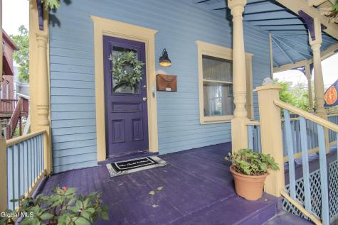 17 Van Dam Street Saratoga Springs NY 12866