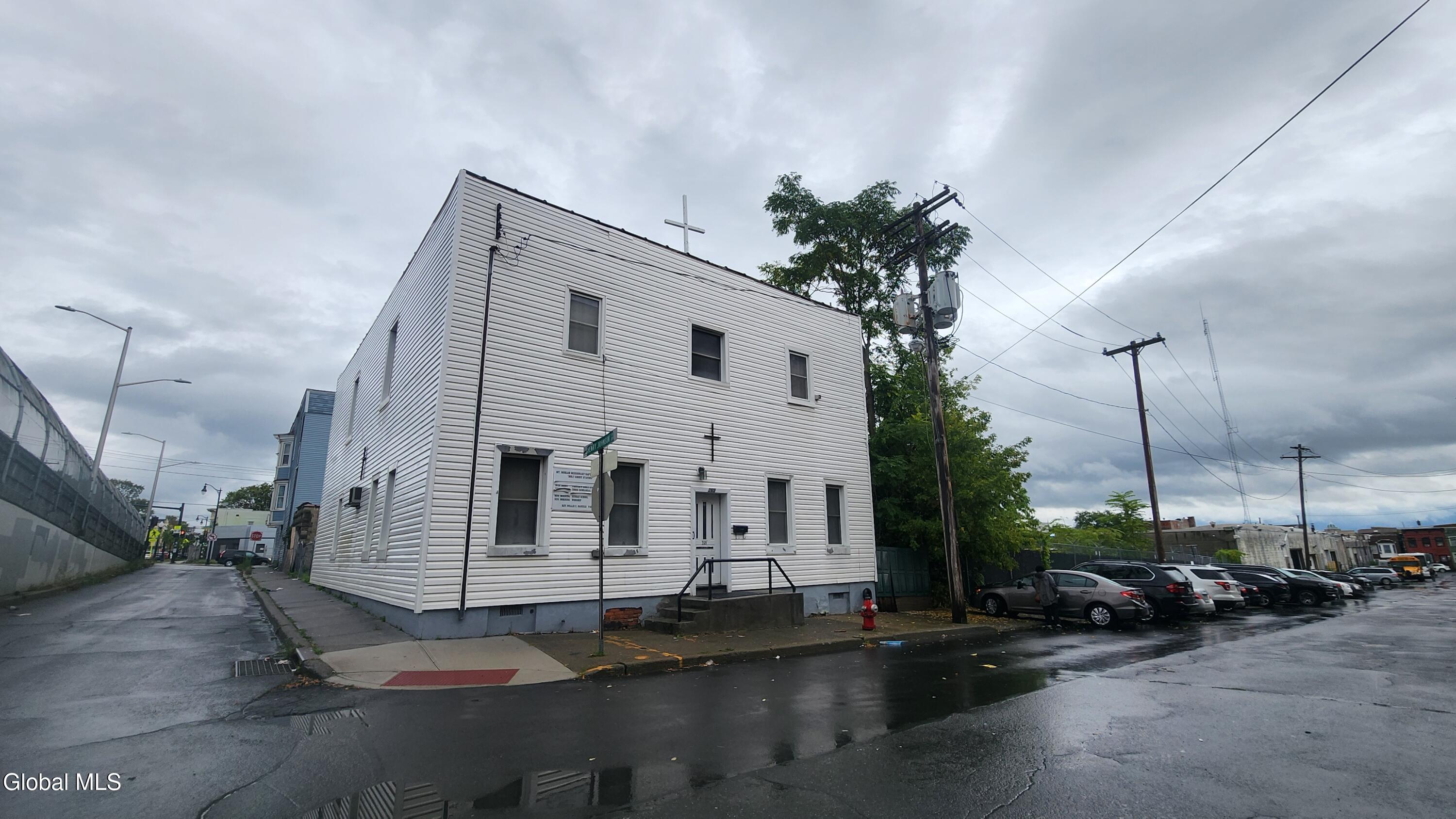 269 Spruce Street Albany NY 12210