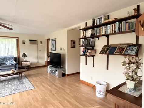 28 Sonoma Point Road Chestertown NY 12817