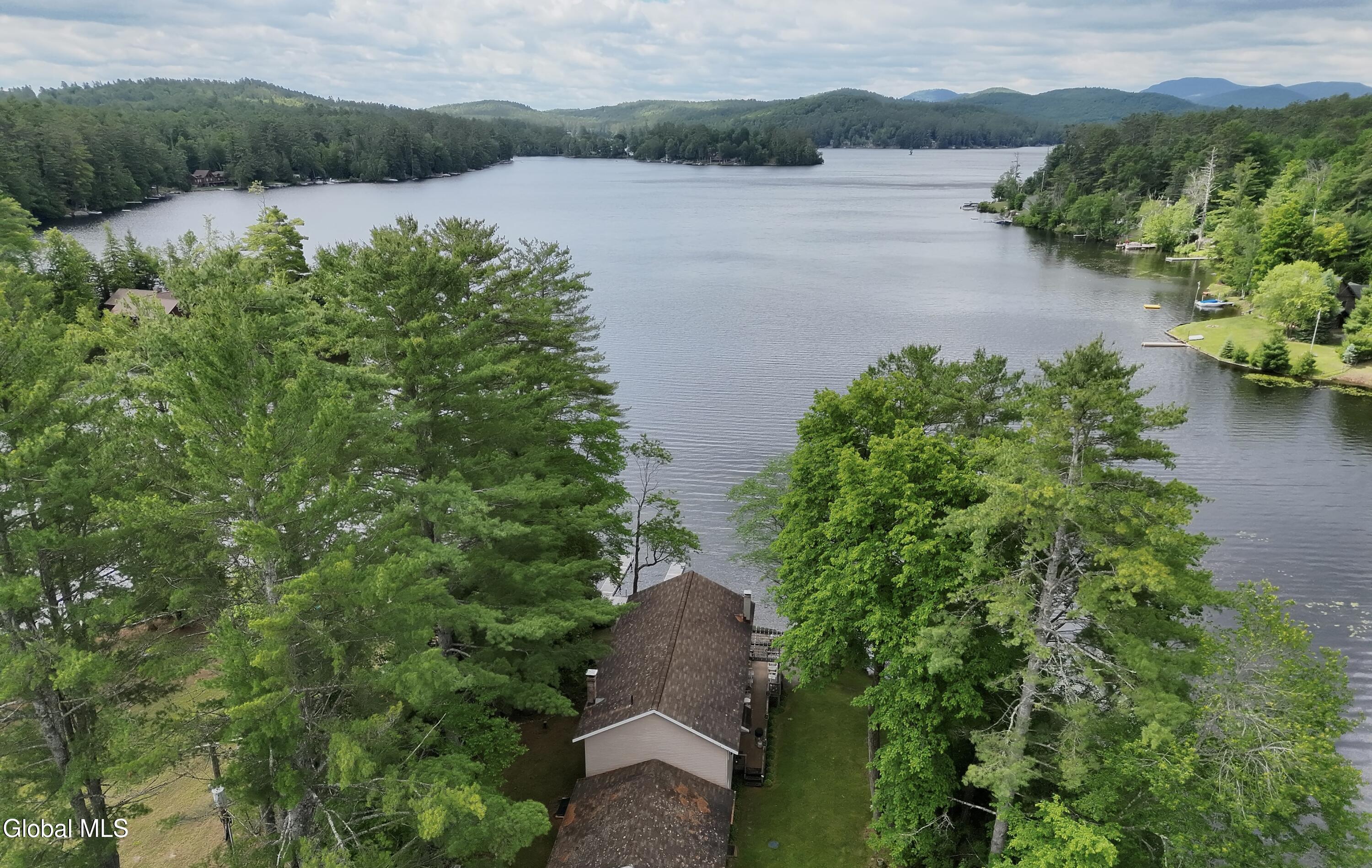 28 Sonoma Point Road Chestertown NY 12817
