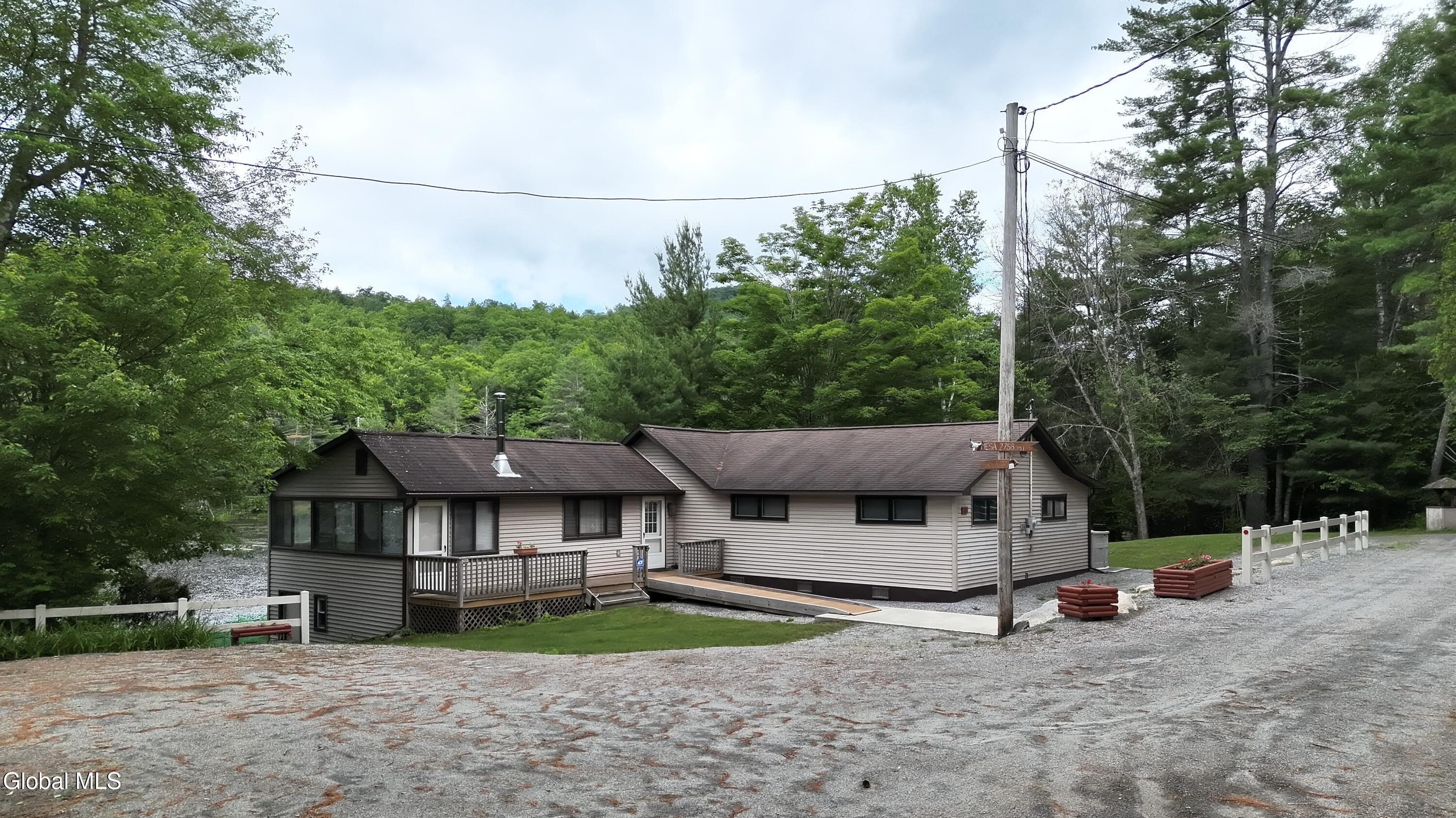 28 Sonoma Point Road Chestertown NY 12817