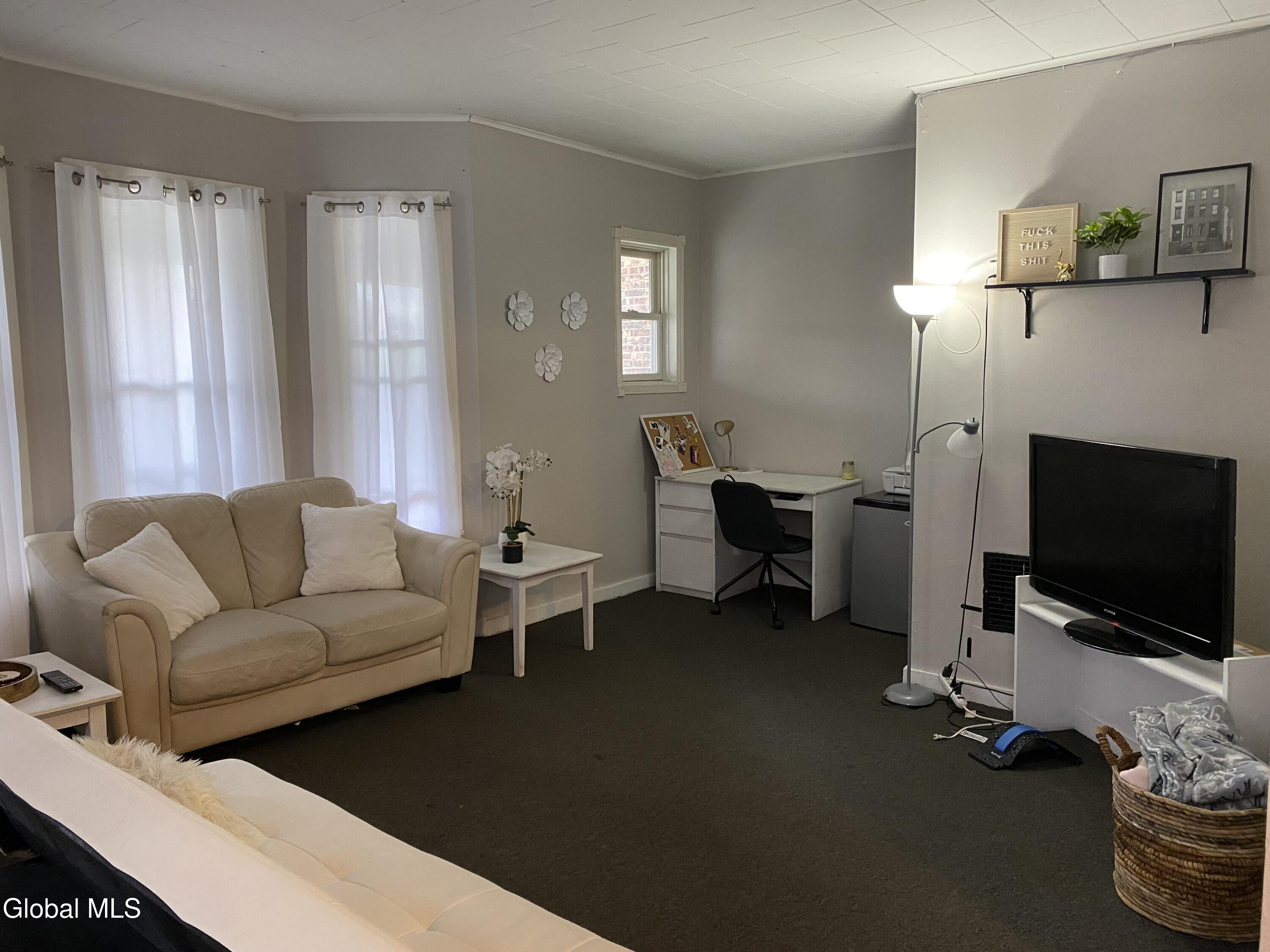 282 Yates Street Albany NY 12208