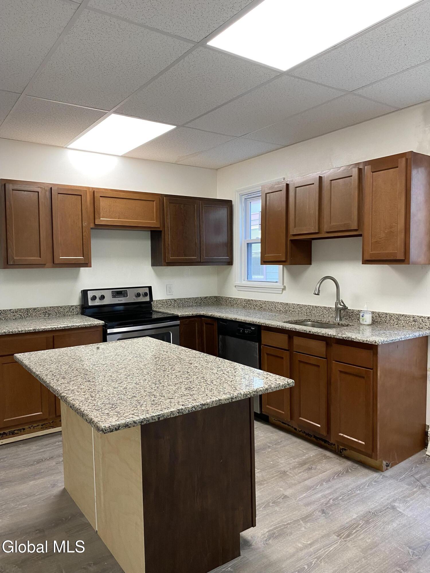 282 Yates Street Albany NY 12208