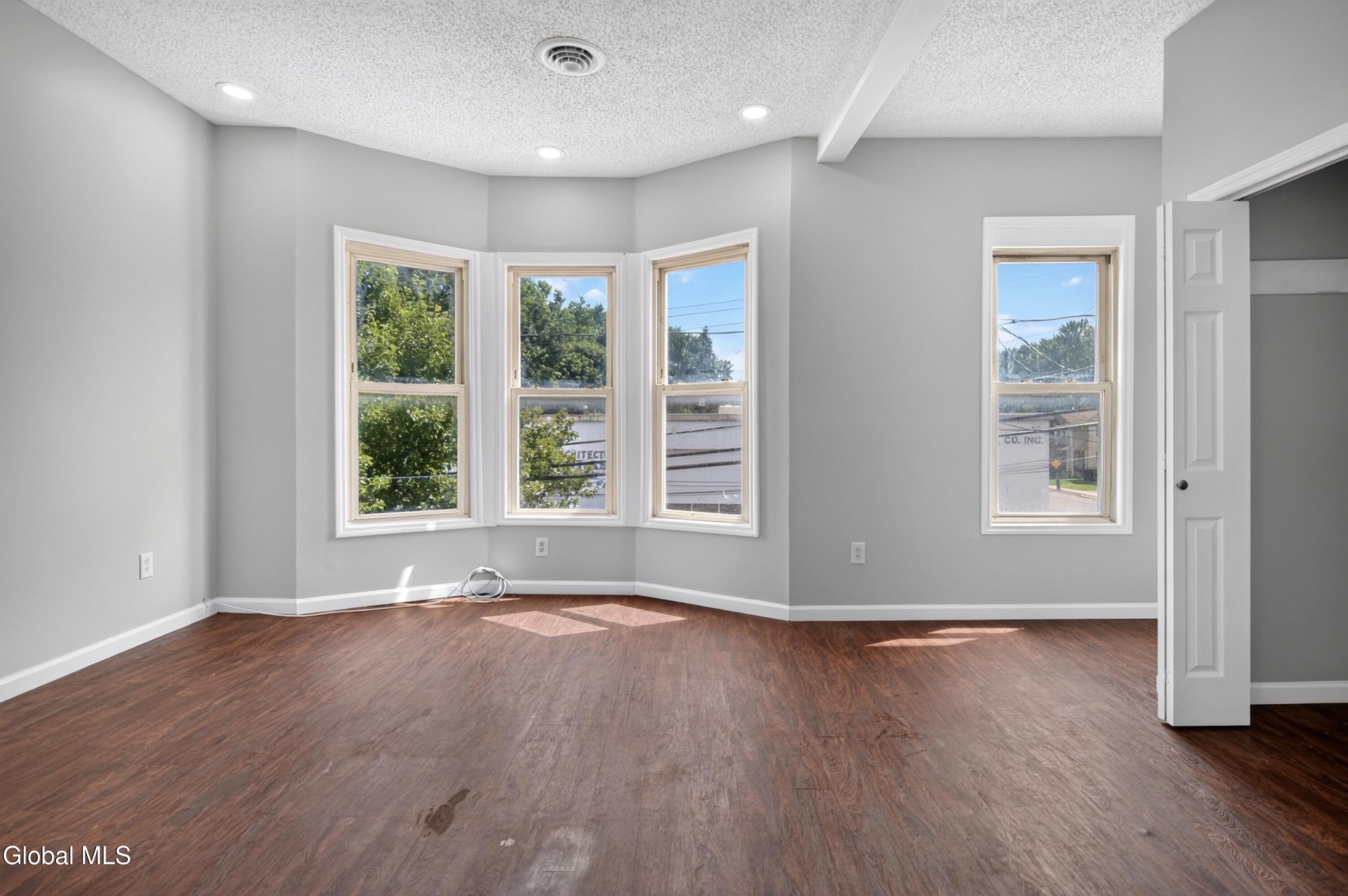 22 N Manning Boulevard Albany NY 12206