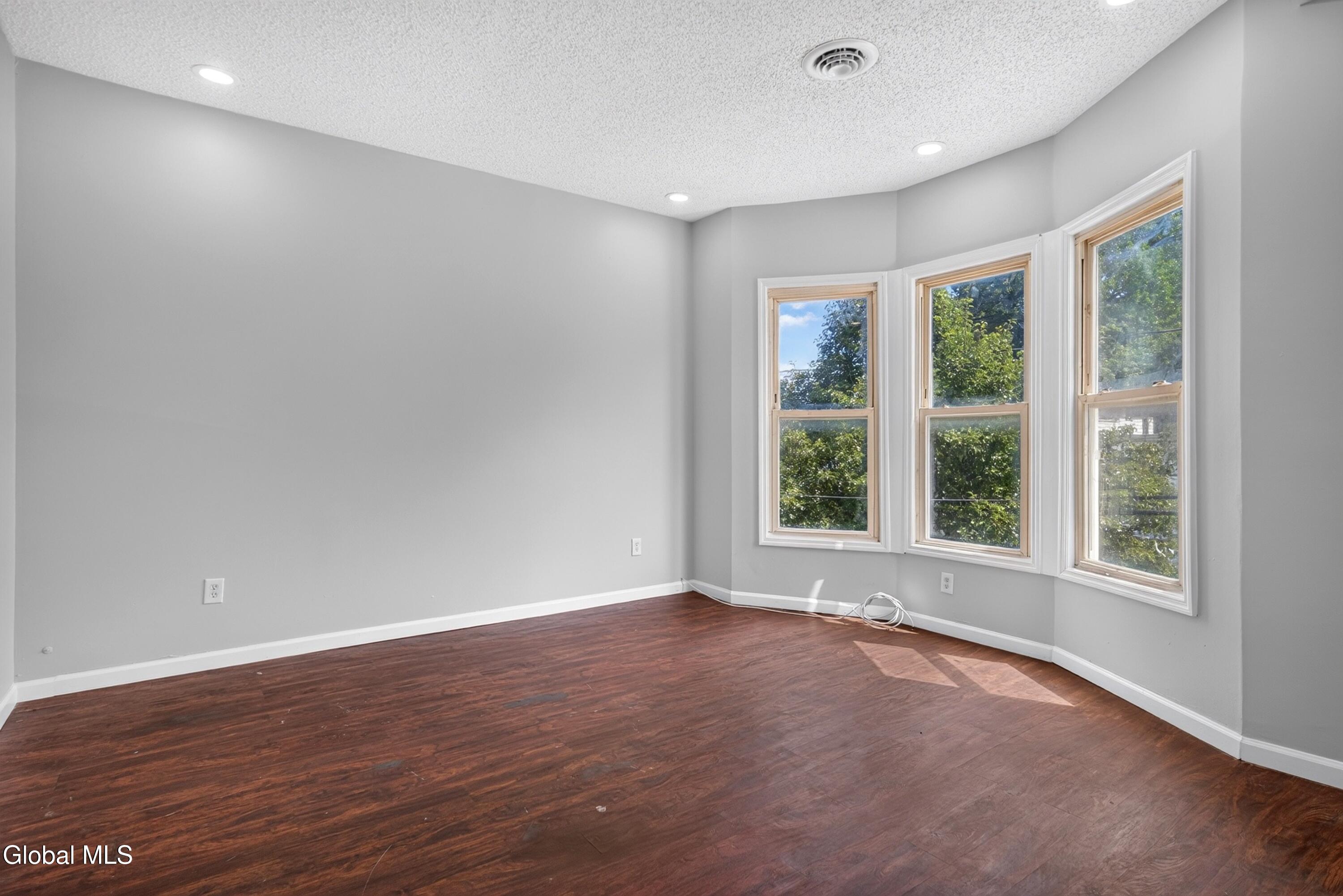22 N Manning Boulevard Albany NY 12206