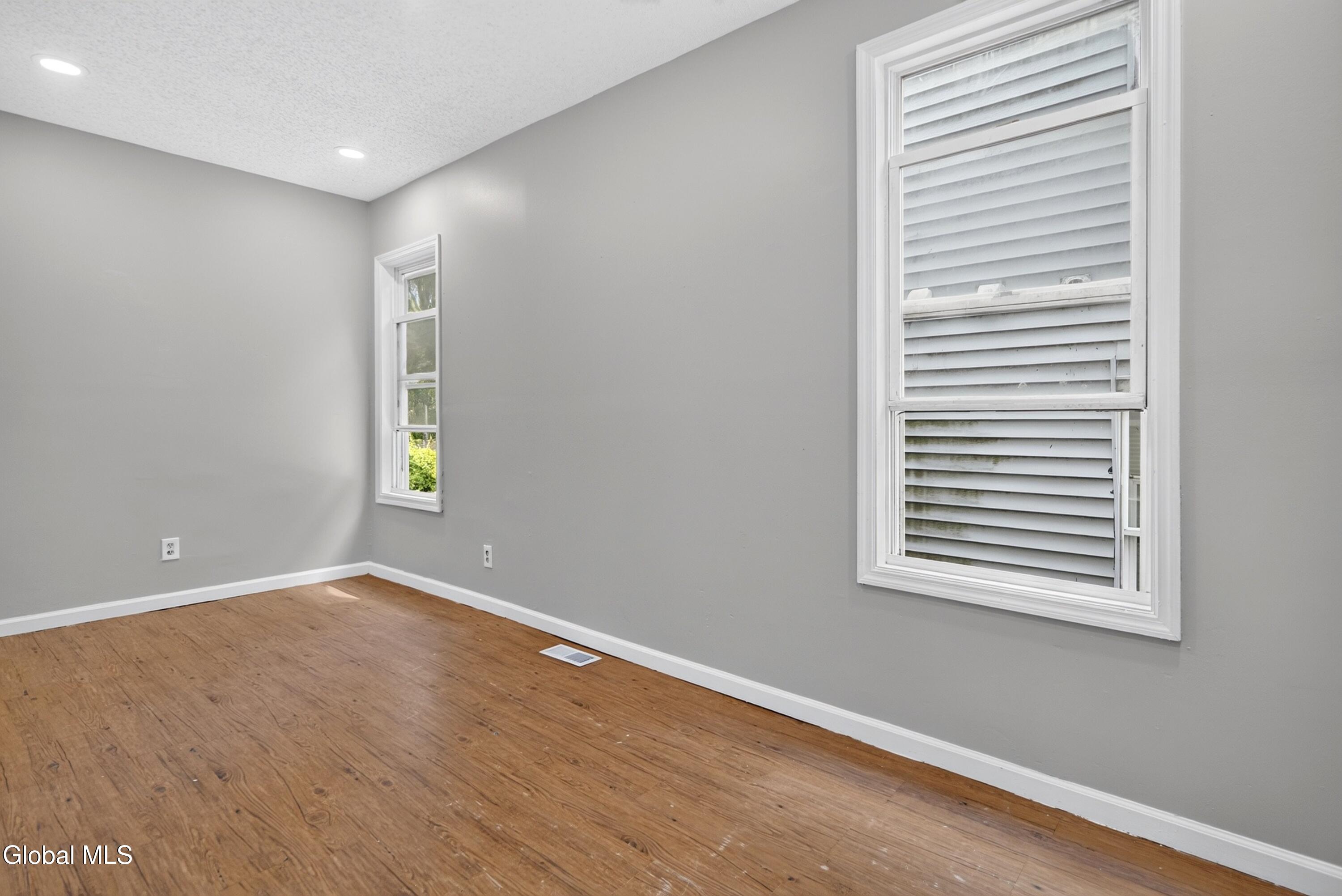 22 N Manning Boulevard Albany NY 12206