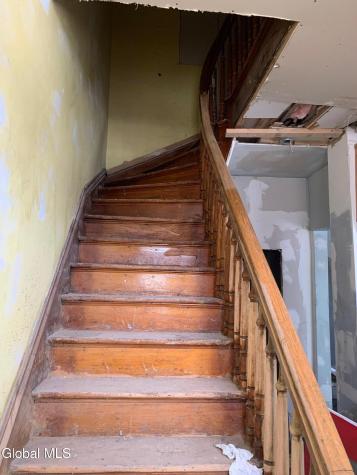 297 2nd Street Troy NY 12180