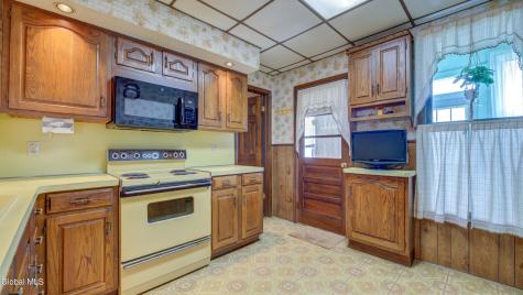 43 Glen Avenue Amsterdam NY 12010