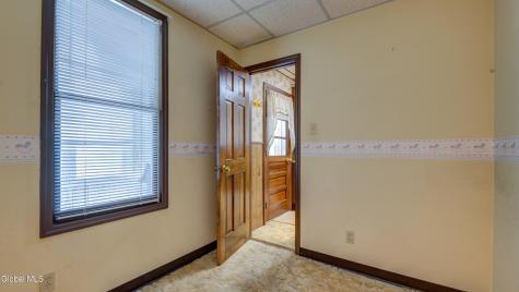 43 Glen Avenue Amsterdam NY 12010