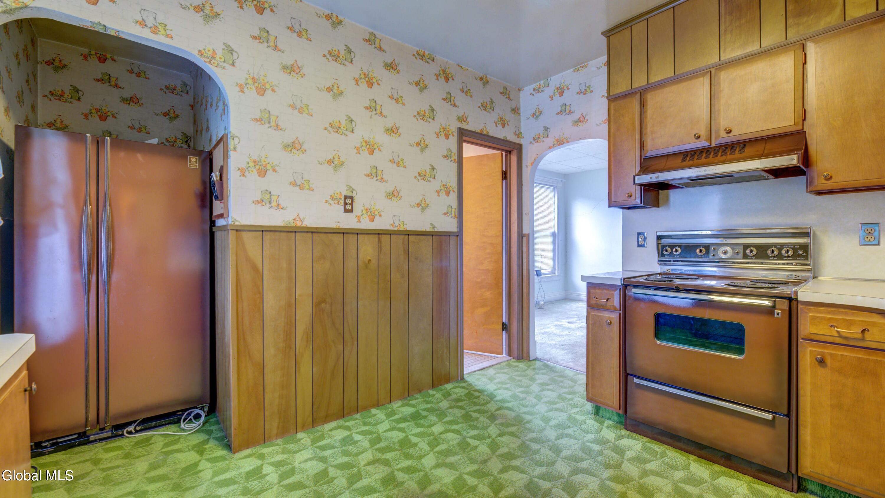 43 Glen Avenue Amsterdam NY 12010