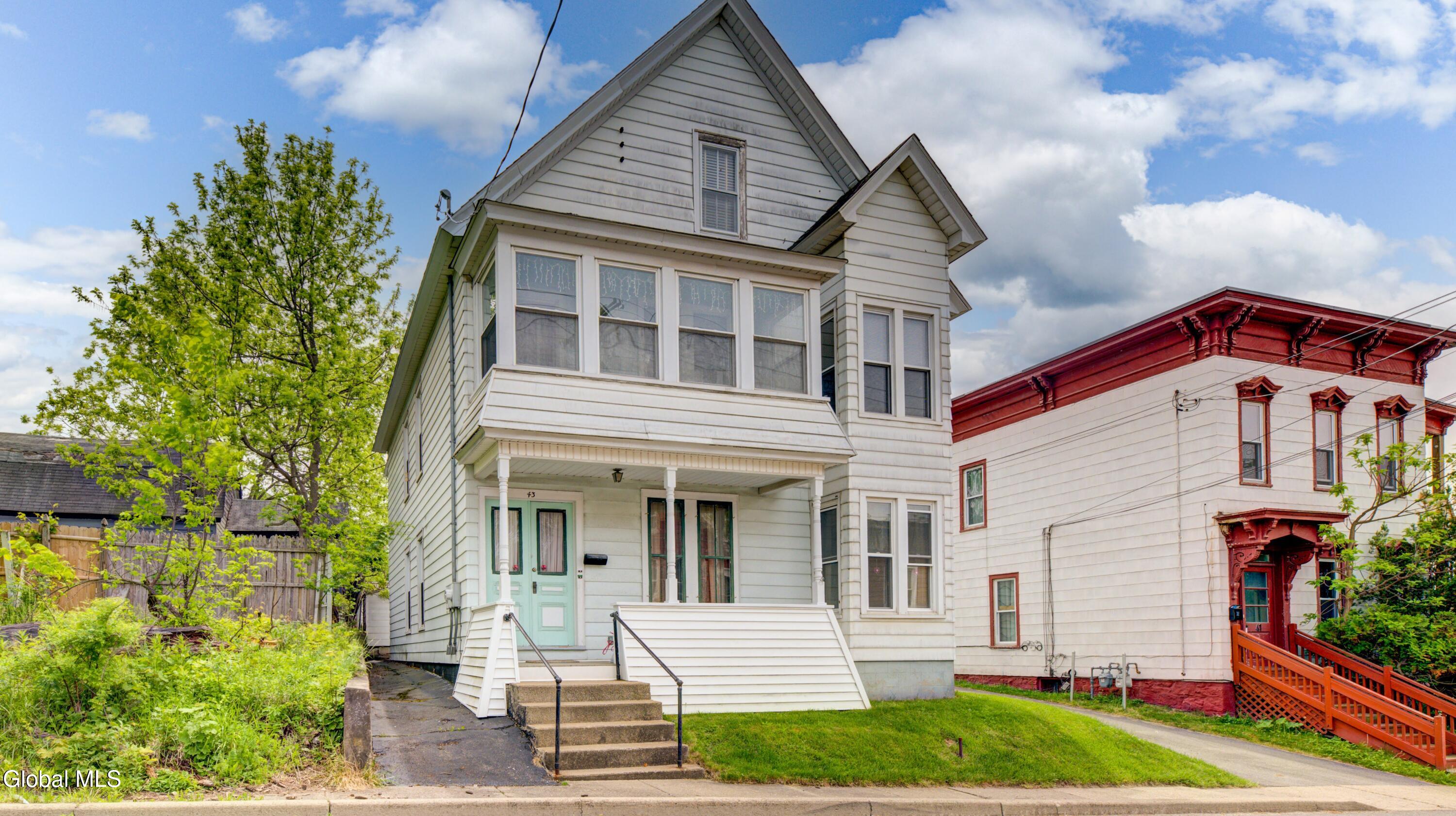 43 Glen Avenue Amsterdam NY 12010