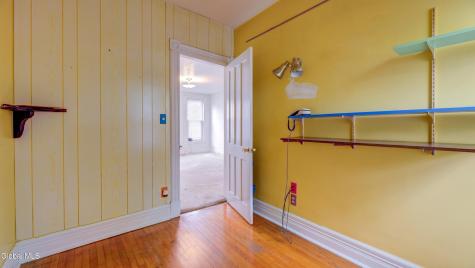 43 Glen Avenue Amsterdam NY 12010