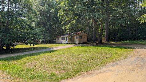 103-107 Dunham Pond Road Greenfield NY 12833