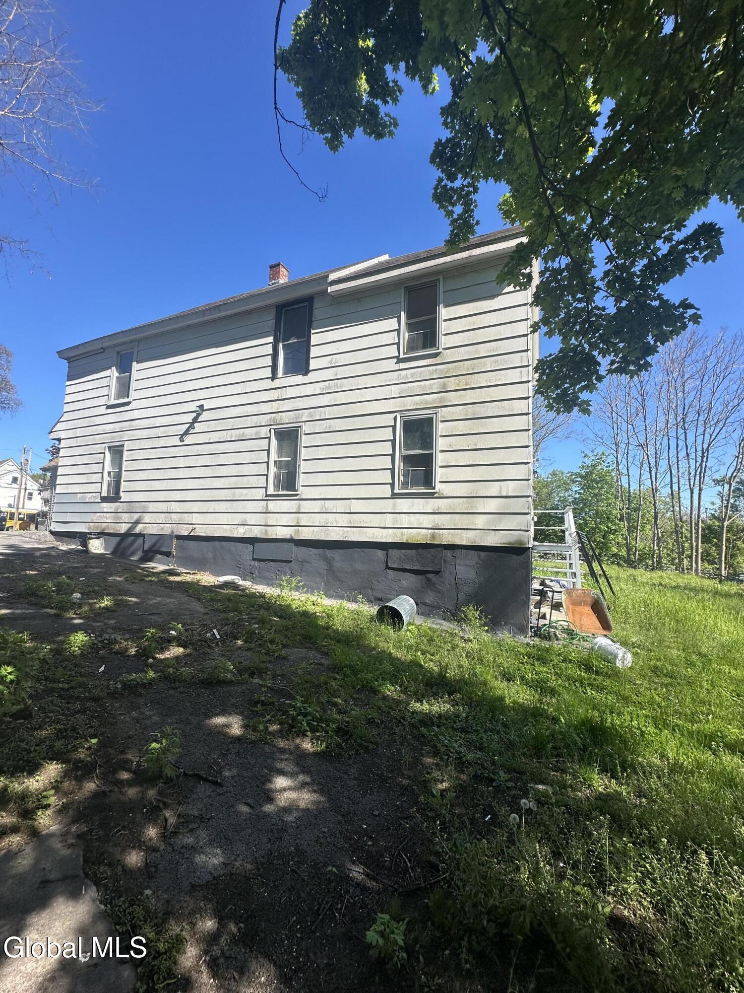 1142 Cutler Street Schenectady NY 12303
