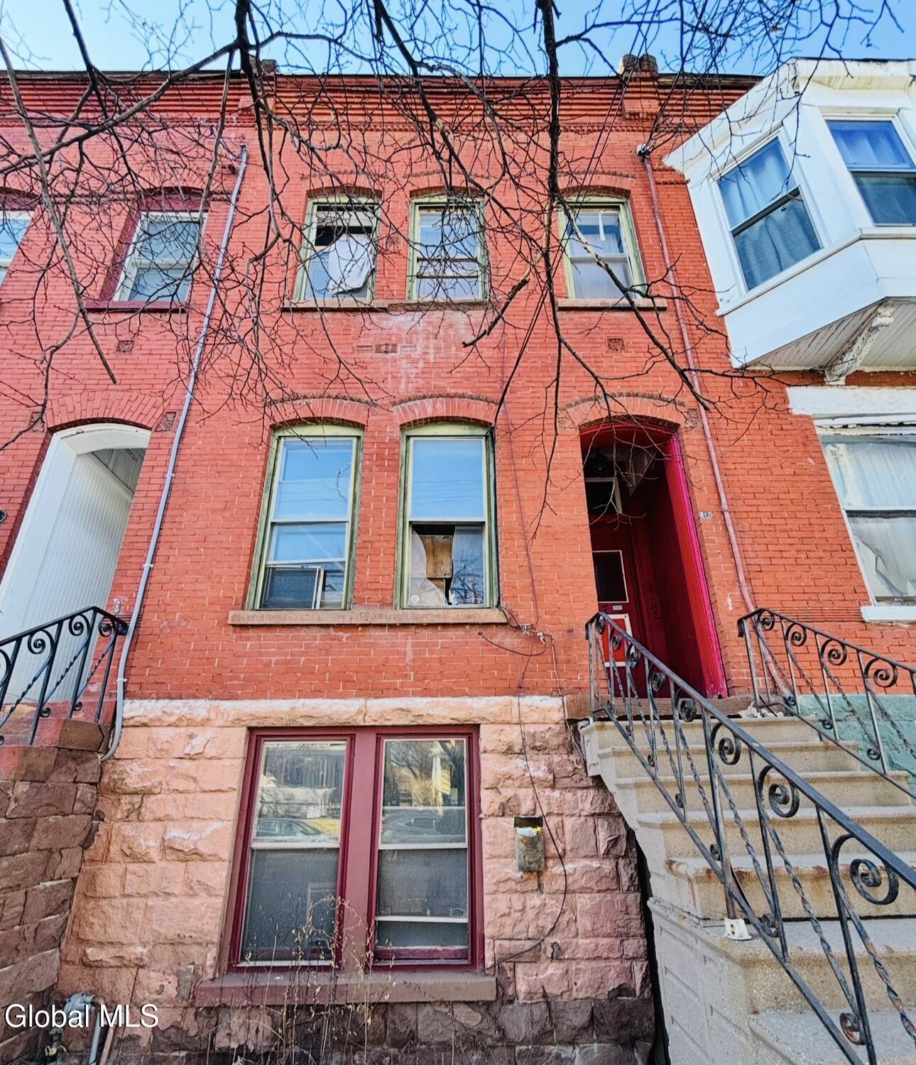 247 Quail Street Albany NY 12203