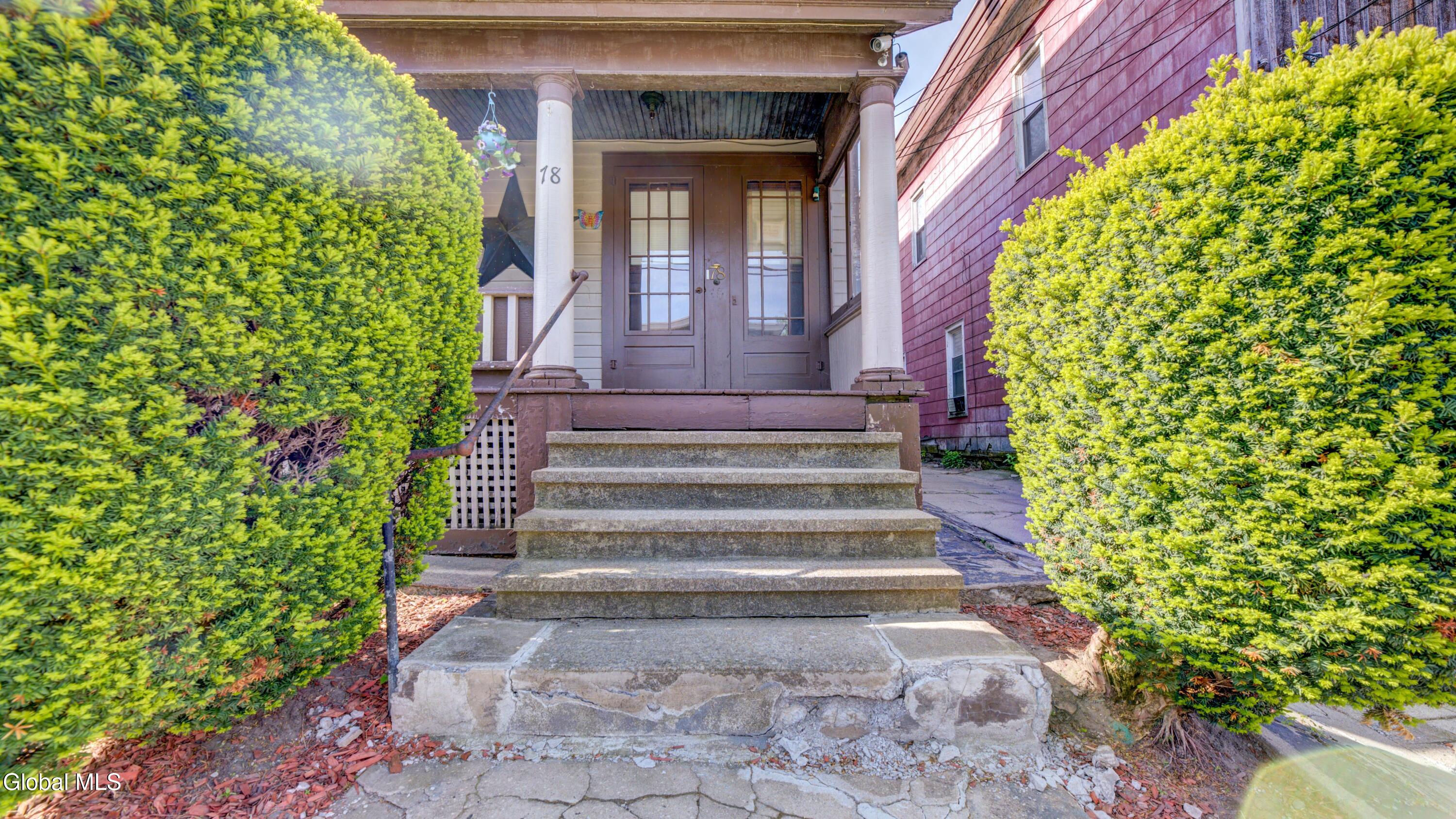 78 Forest Street Gloversville NY 12078