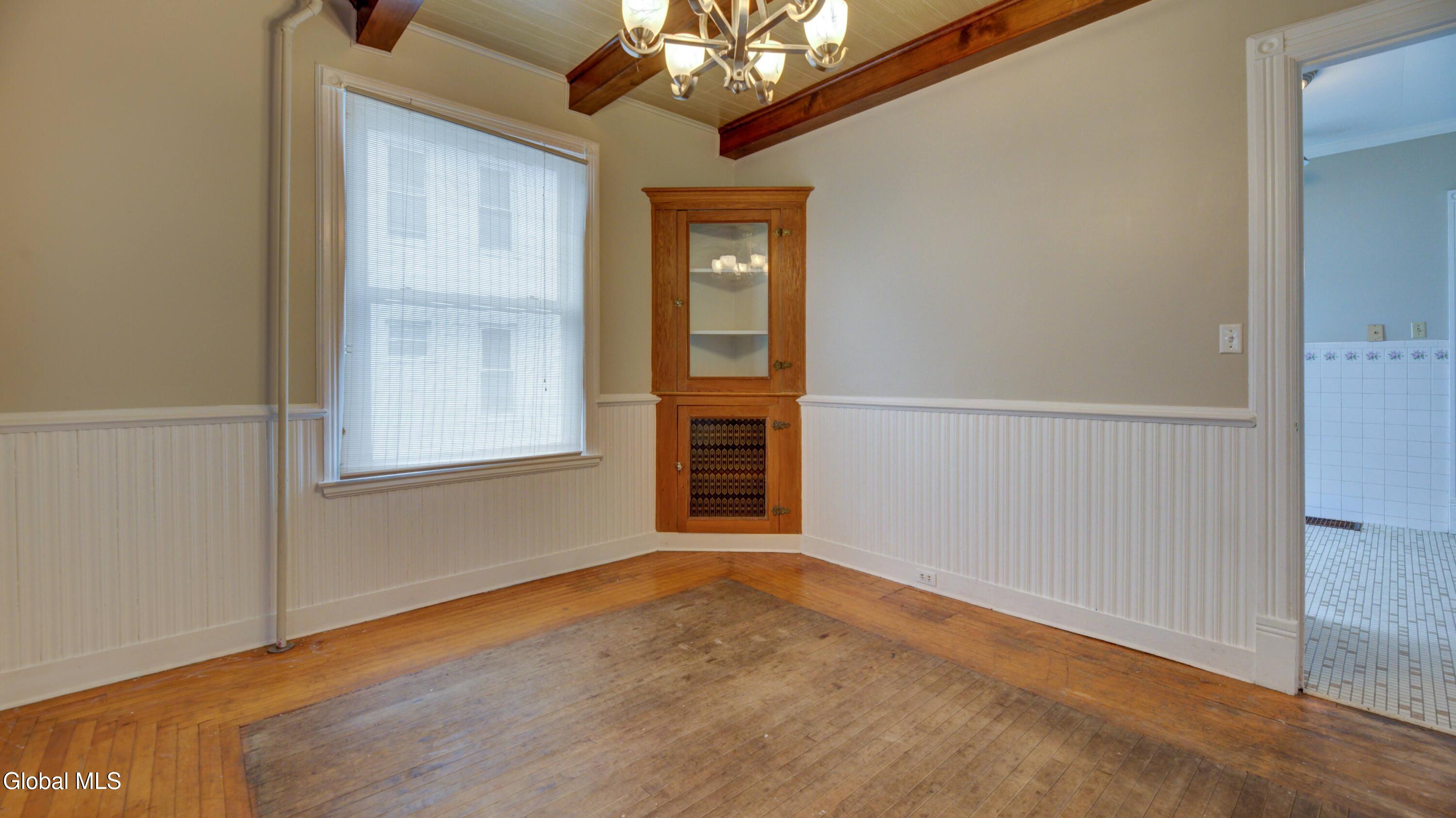 17 2nd Avenue Gloversville NY 12078