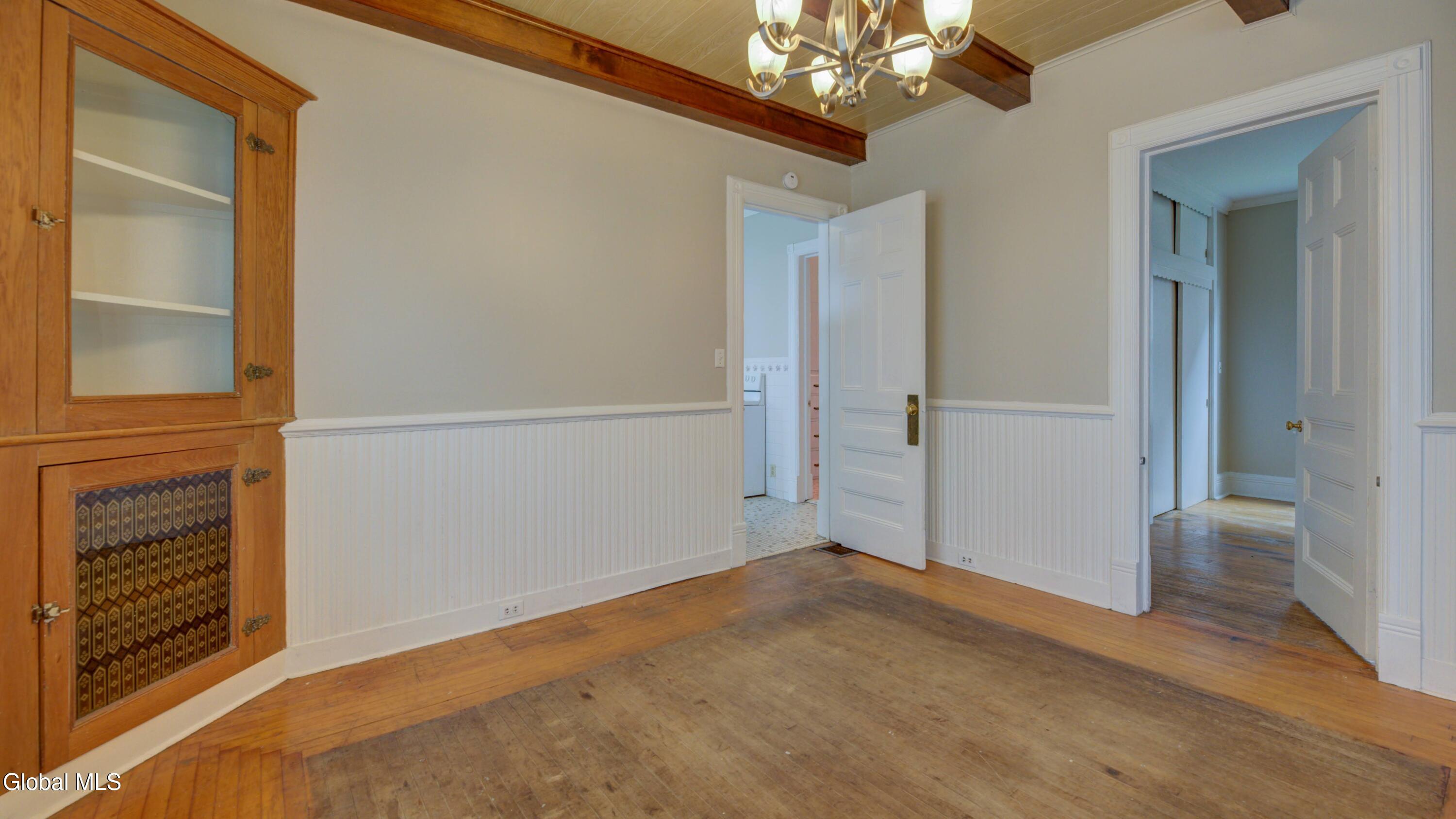 17 2nd Avenue Gloversville NY 12078