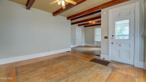 17 2nd Avenue Gloversville NY 12078