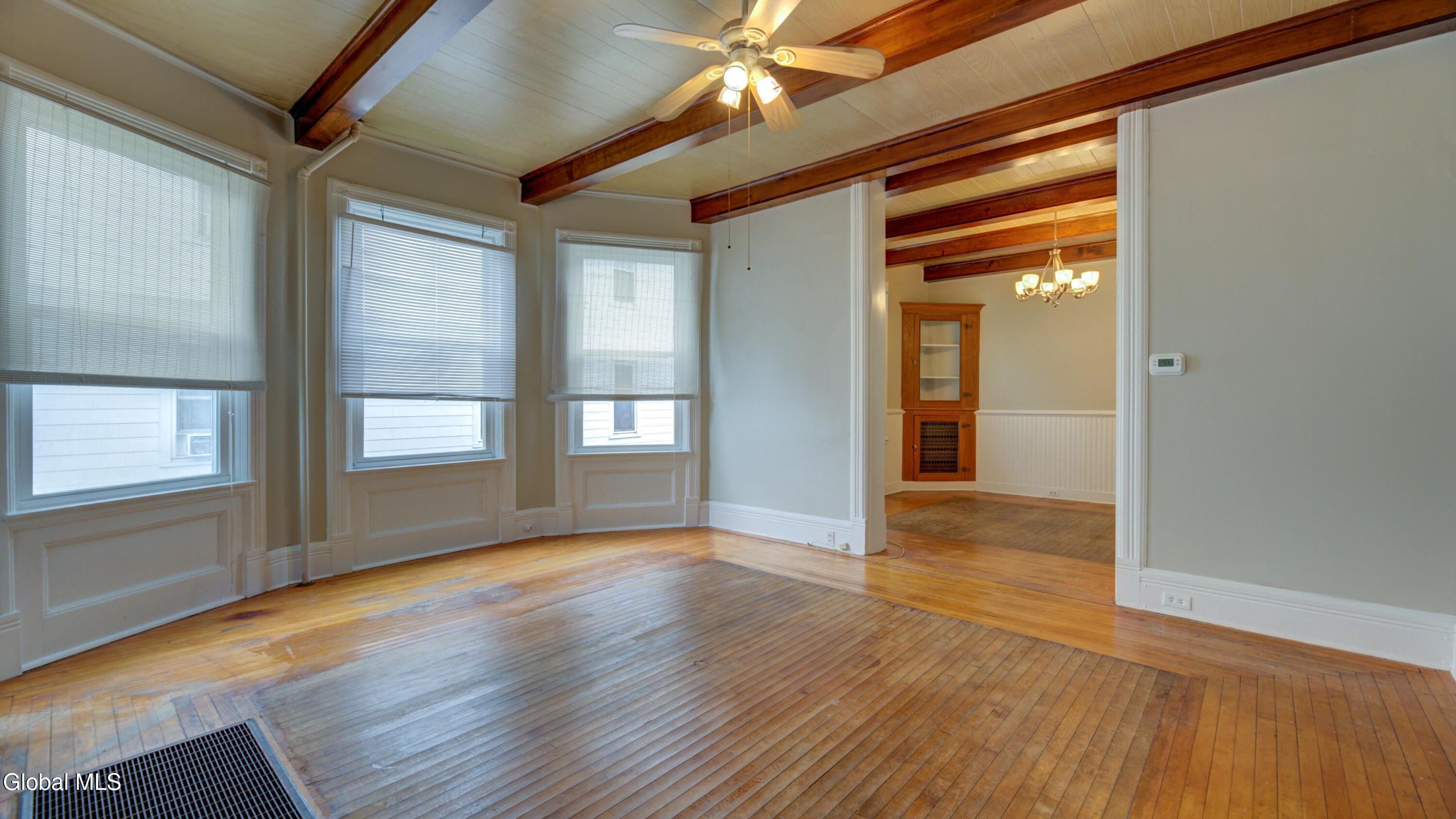 17 2nd Avenue Gloversville NY 12078