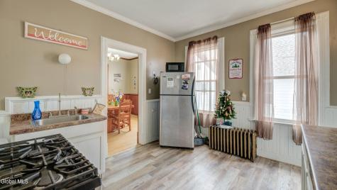 17 2nd Avenue Gloversville NY 12078