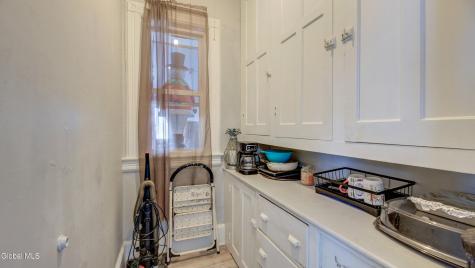 17 2nd Avenue Gloversville NY 12078