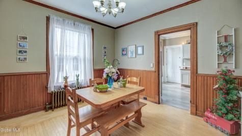 17 2nd Avenue Gloversville NY 12078