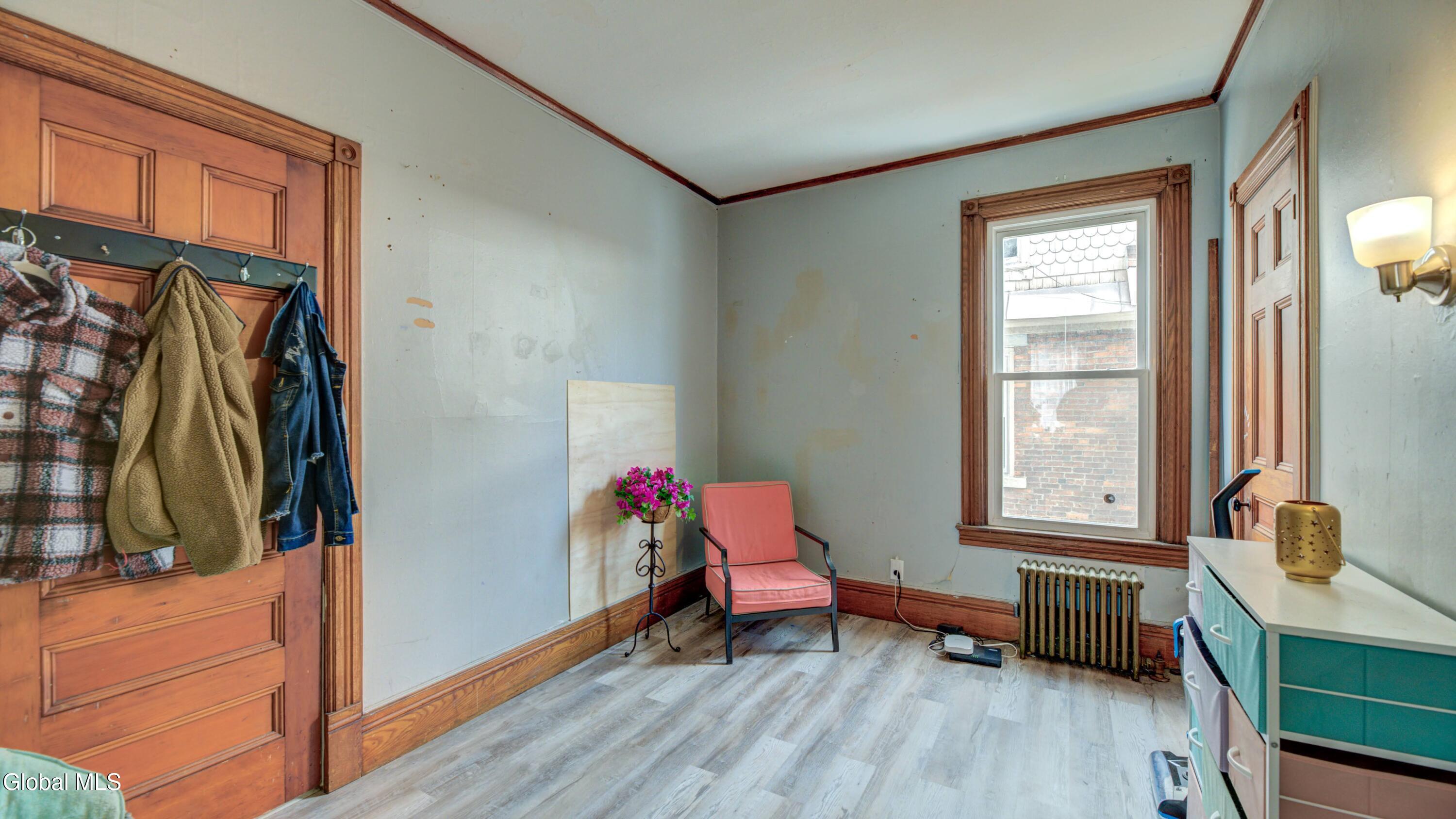 17 2nd Avenue Gloversville NY 12078