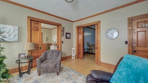 17 2nd Avenue Gloversville NY 12078