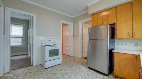 17 2nd Avenue Gloversville NY 12078