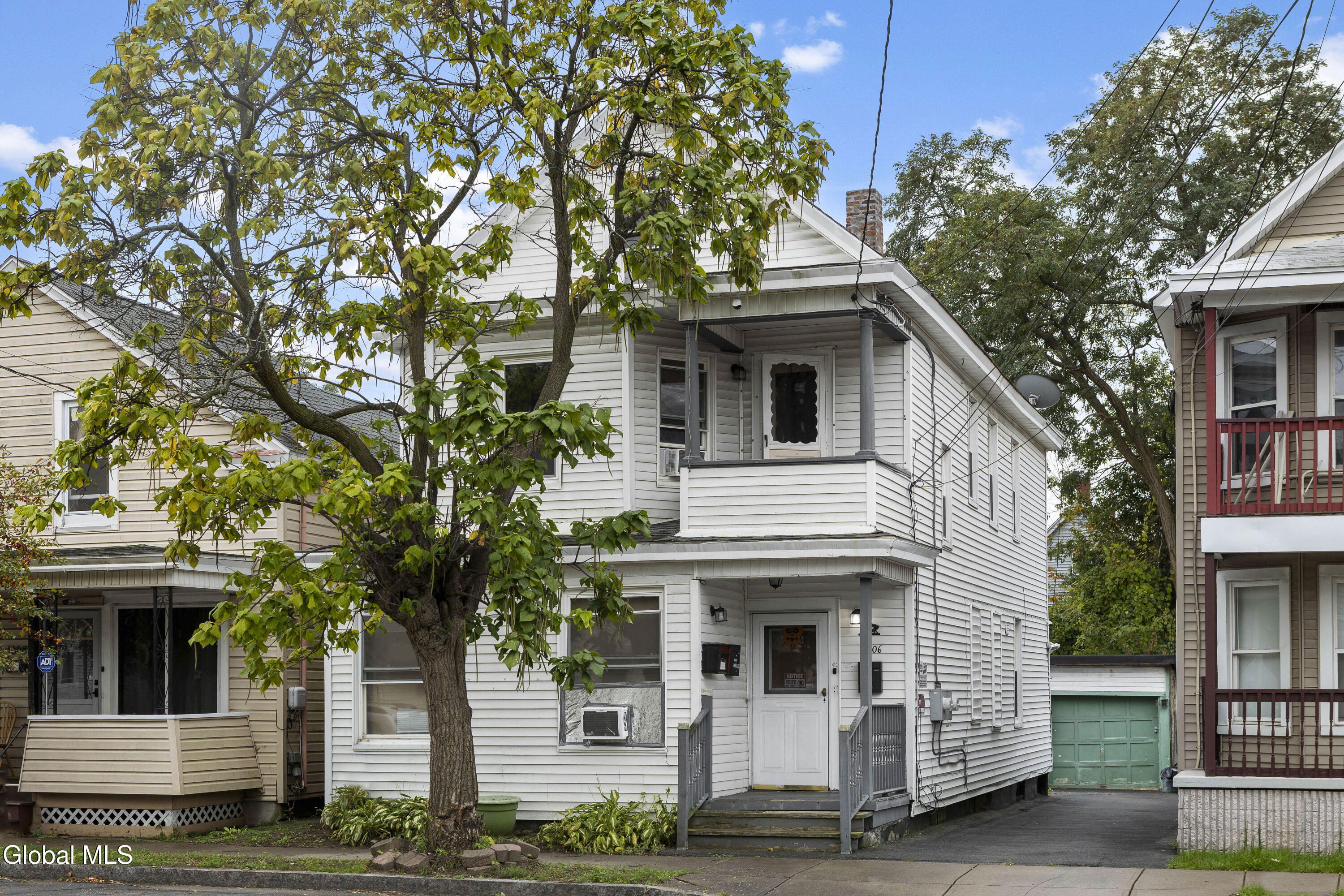 1006 Strong Street Schenectady NY 12307